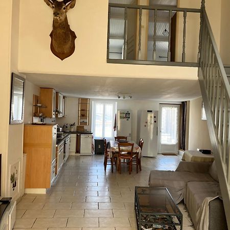 La Maison Du Bonheur Le Gue-de-Velluire ภายนอก รูปภาพ